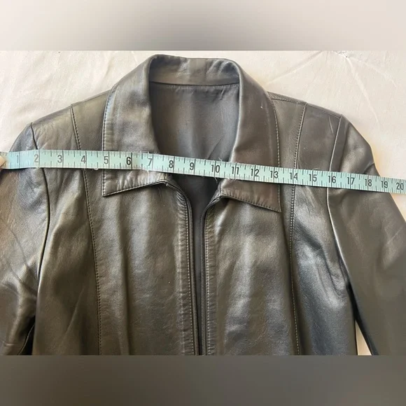 Women's Black Leather Jacket - Picture 4 of 6